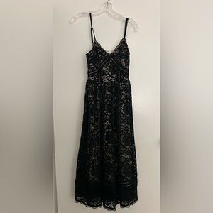 NWPT NSR Crochet Lace Midi Dress